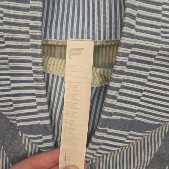 NWOT Fabletics Madeline Petsch Collection High Waisted Mesh Knees Size XS - Picture 16 of 16